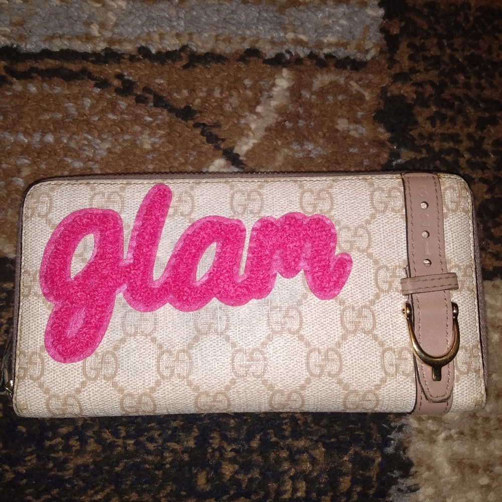 Gucci Wallet 🤎🩷